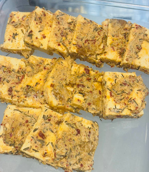 Rosemary & Chilli Flakes Marinated Paneer - Fresh - Made from A2 Low Fat Milk - 250gm